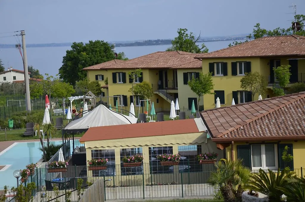 Residence Karina Moniga del Garda