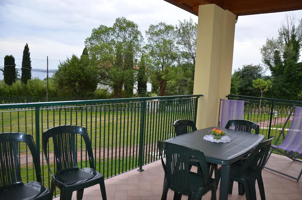 Residence Karina Moniga del Garda