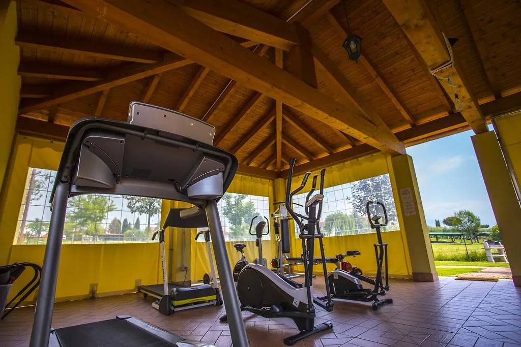 Residence Karina Moniga del Garda Ξενοδοχείο με διαμερίσματα