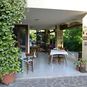 La Casarella Bed & Breakfast