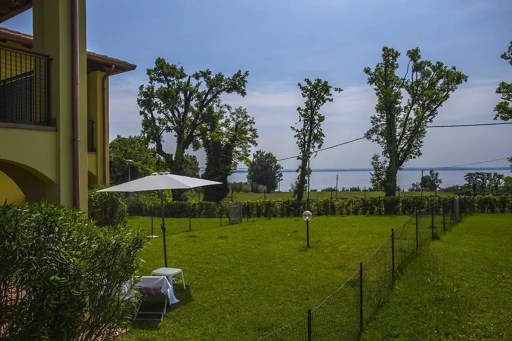 Residence Karina Moniga del Garda